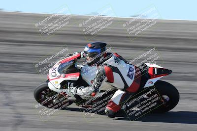 media/Jan-16-2026-CVMA Friday Practice (Fri) [[6f2bf47531]]/3-Racer 2/Session 2 Bowl Entry Pans/